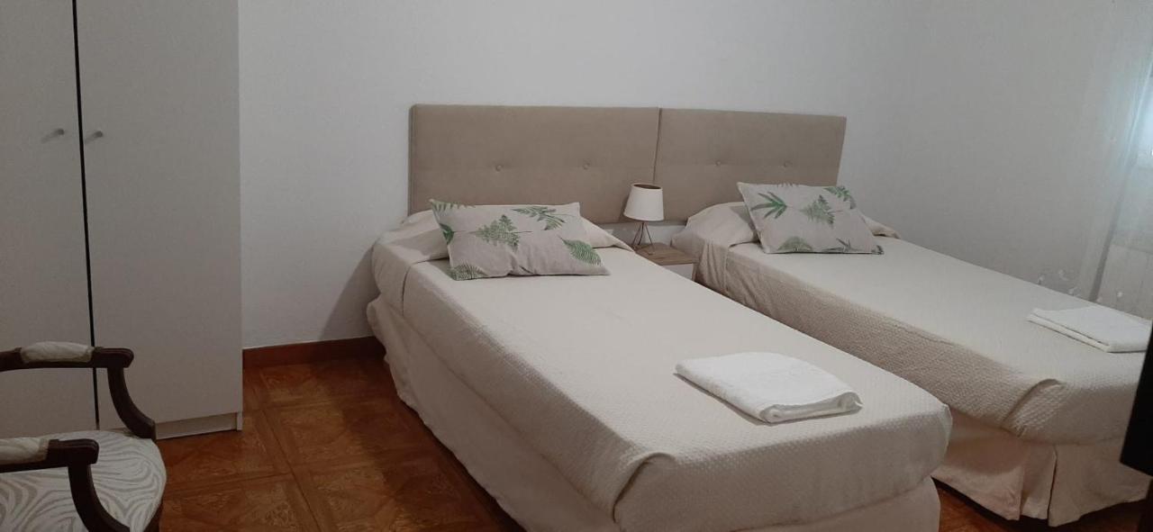 Alojamiento Casa Leon Santoña Extérieur photo