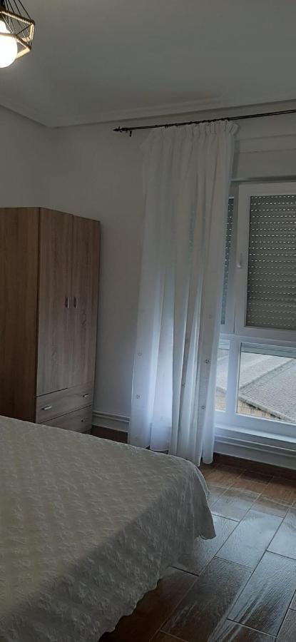 Alojamiento Casa Leon Santoña Extérieur photo