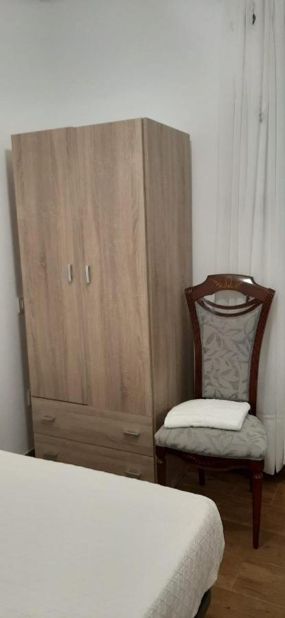 Alojamiento Casa Leon Santoña Extérieur photo